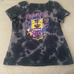 Pink Floyd Short Sleeve Tee Shirt. Size Medium.